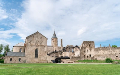 Haapsalu-Castle-visit-estonia_